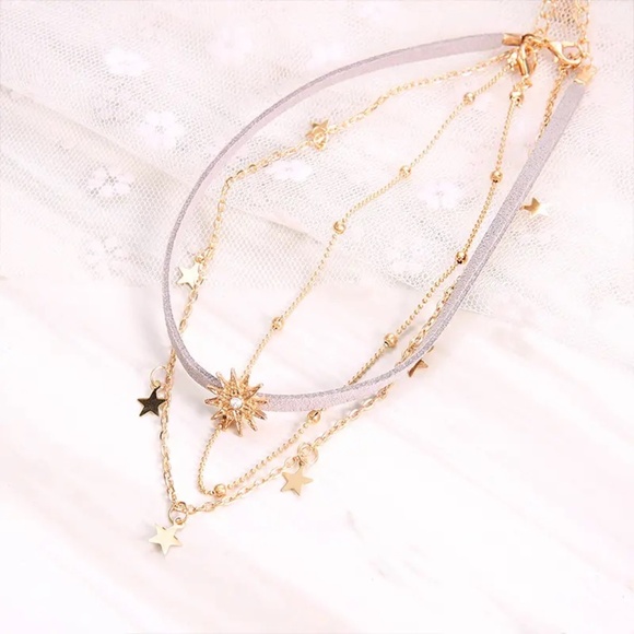 🆕NEW Gold Three Layered Star Choker necklace - Picture 4 of 7